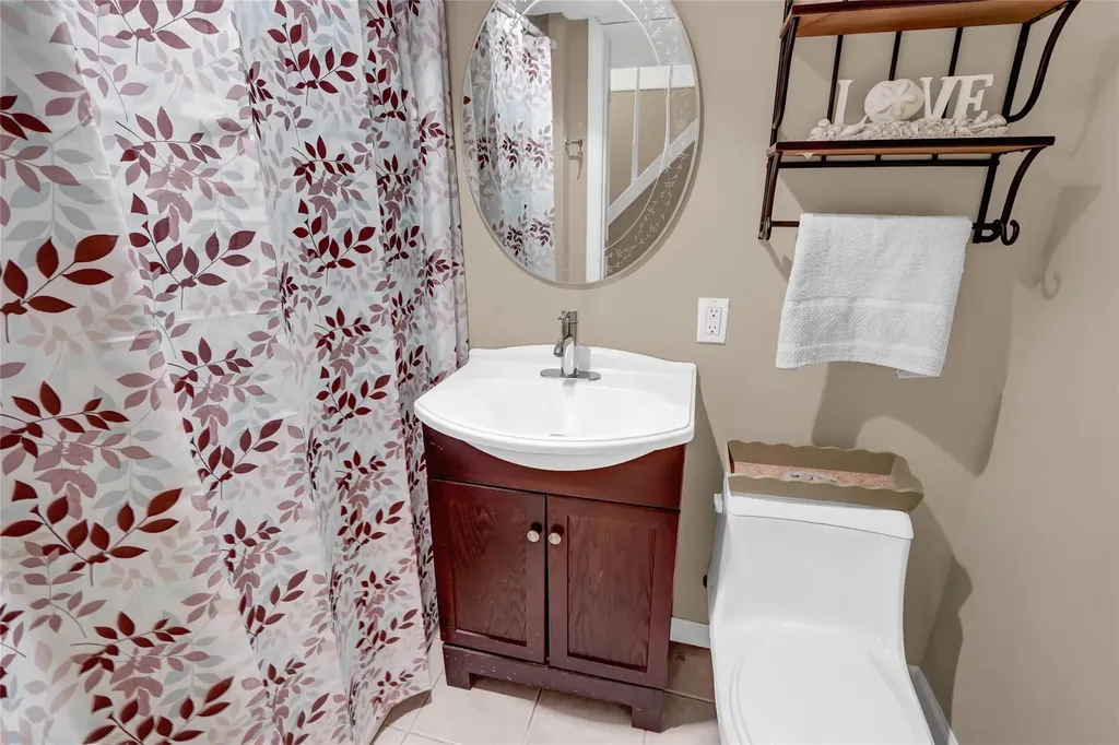 28 Williams Street Centereach NY 11720