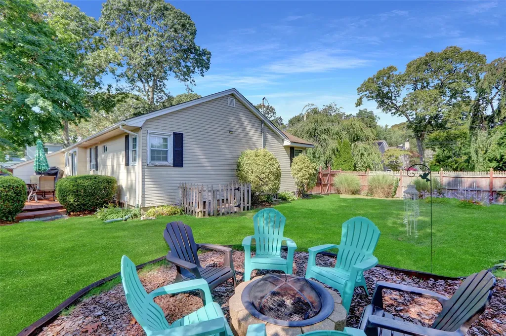 28 Williams Street Centereach NY 11720