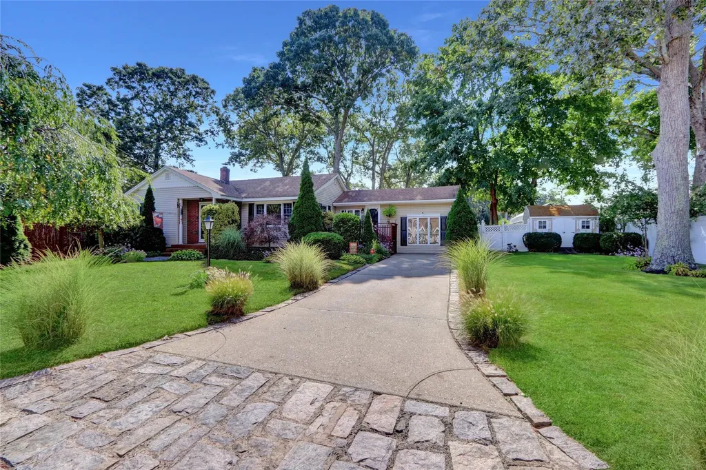 28 Williams Street Centereach NY 11720