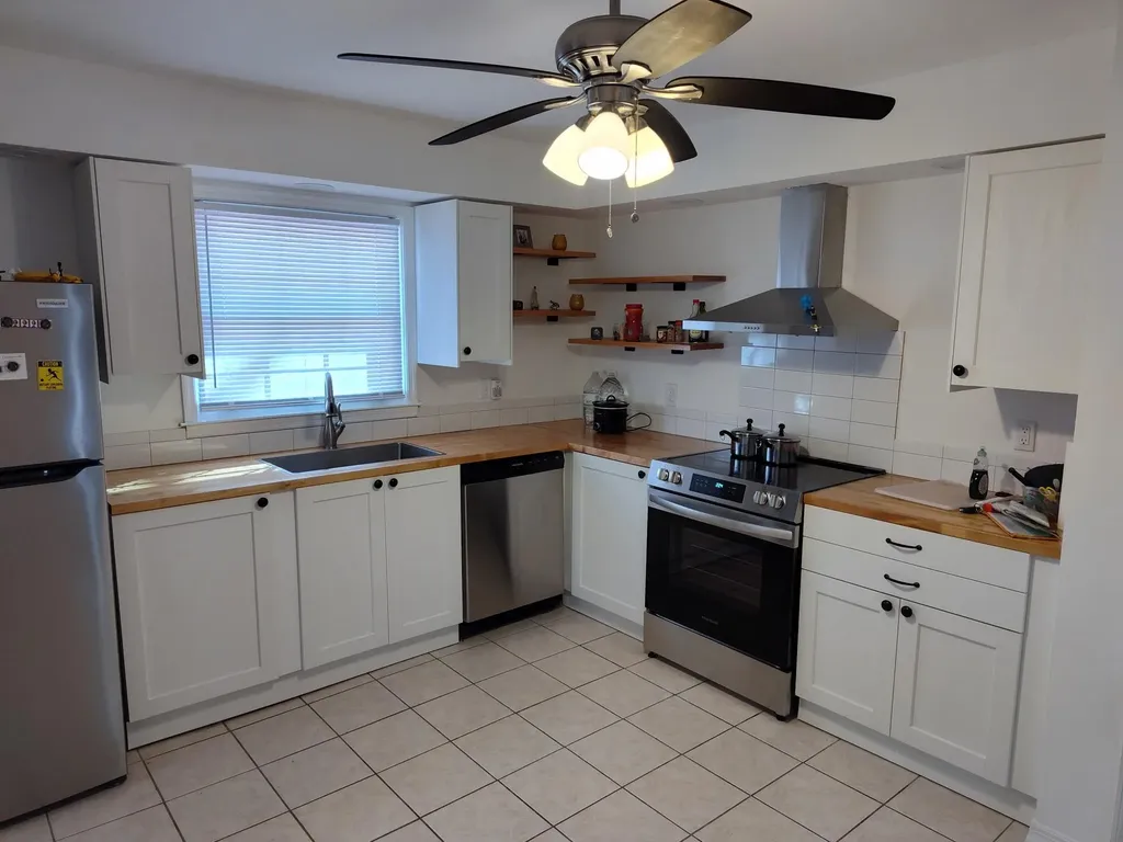 16 Robert Drive Hyde Park NY 12538