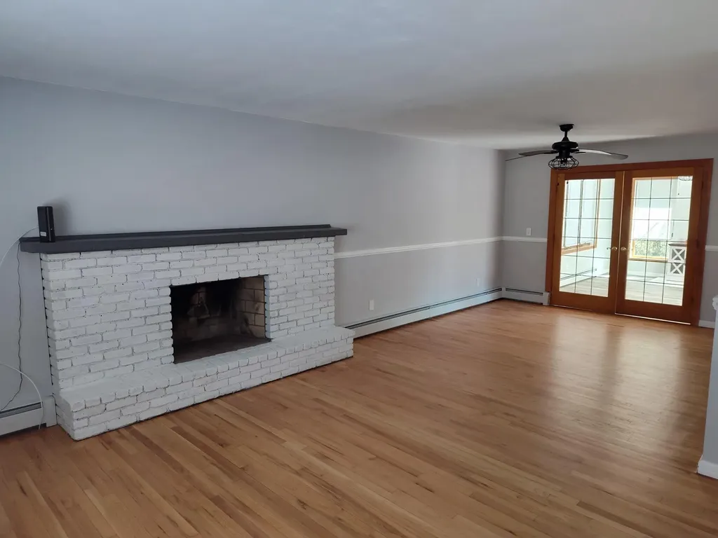 16 Robert Drive Hyde Park NY 12538