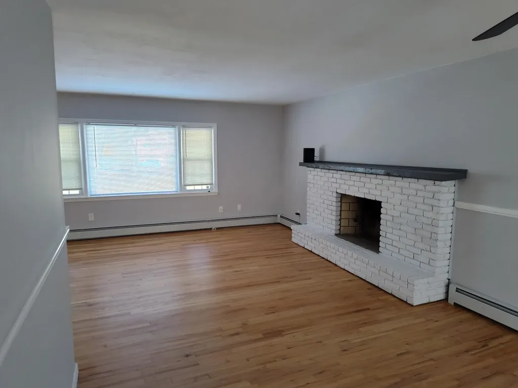 16 Robert Drive Hyde Park NY 12538