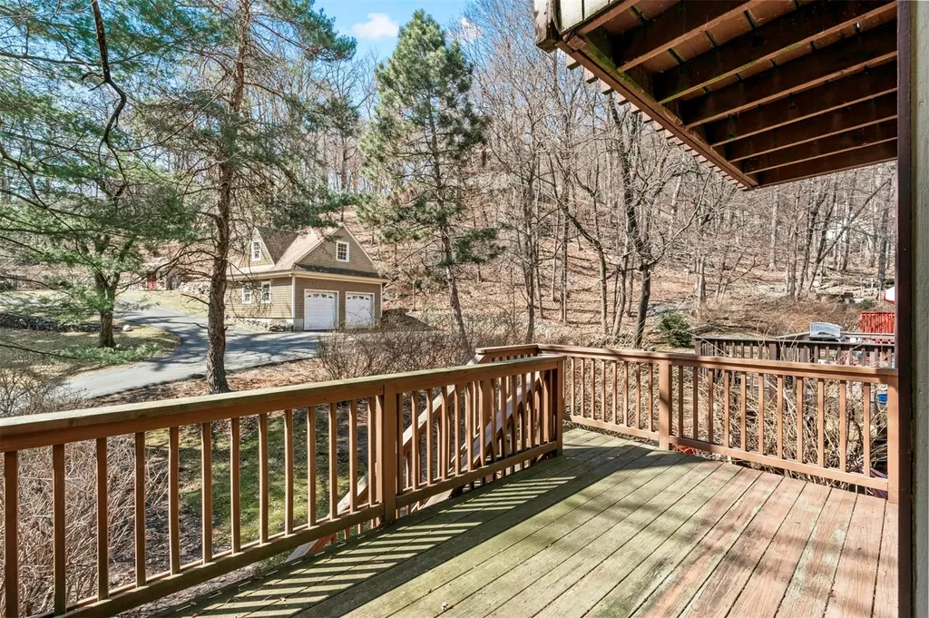 9 Rockledge Drive Suffern NY 10901