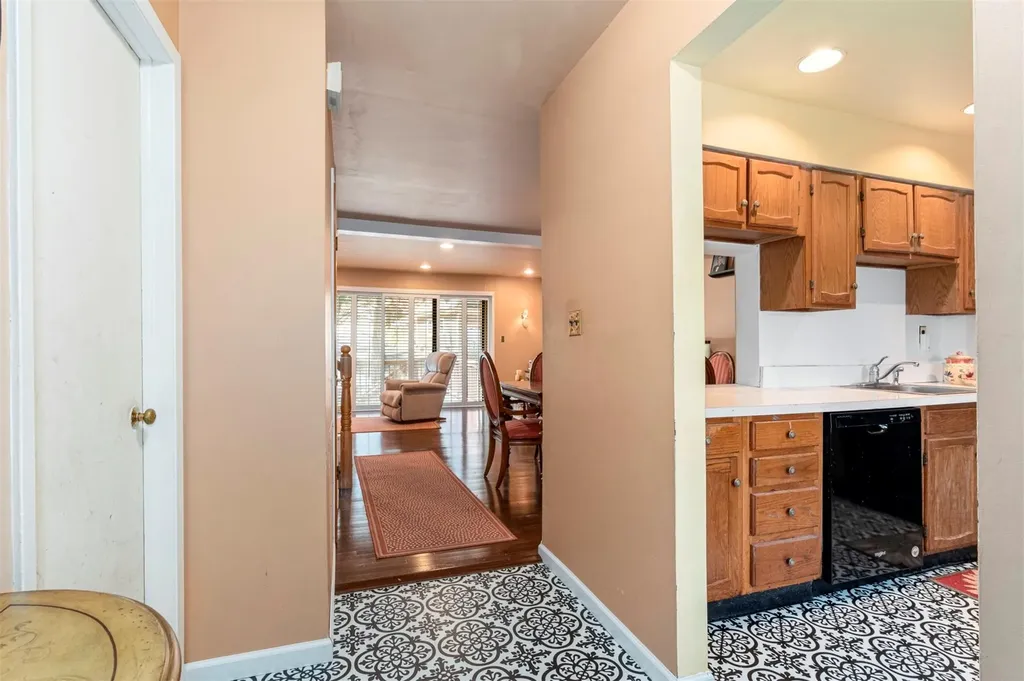 9 Rockledge Drive Suffern NY 10901