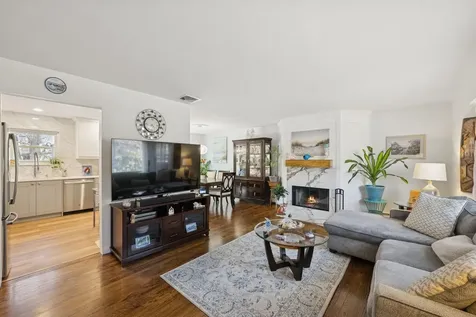 24 Palmetto Drive Shirley NY 11967