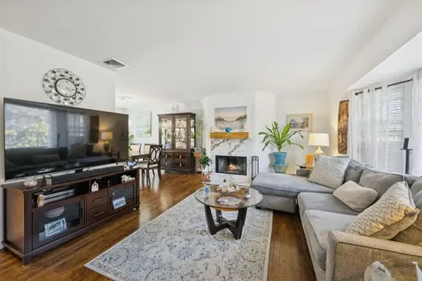 24 Palmetto Drive Shirley NY 11967