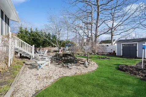 24 Palmetto Drive Shirley NY 11967