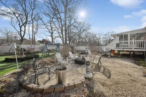 24 Palmetto Drive Shirley NY 11967