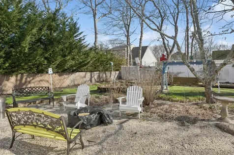 24 Palmetto Drive Shirley NY 11967