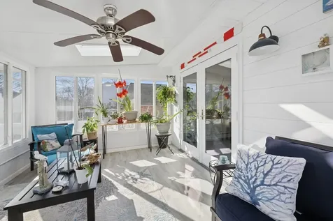 24 Palmetto Drive Shirley NY 11967