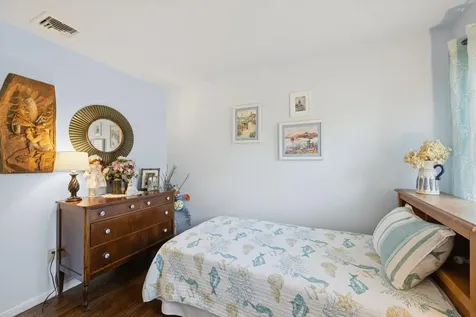 24 Palmetto Drive Shirley NY 11967