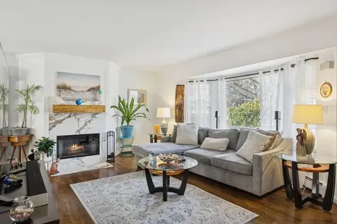 24 Palmetto Drive Shirley NY 11967