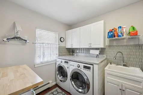 24 Palmetto Drive Shirley NY 11967