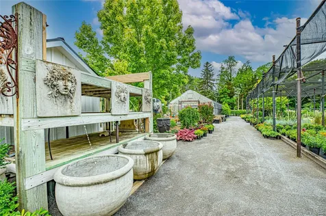 185-191 N Country Road Mount Sinai NY 11766