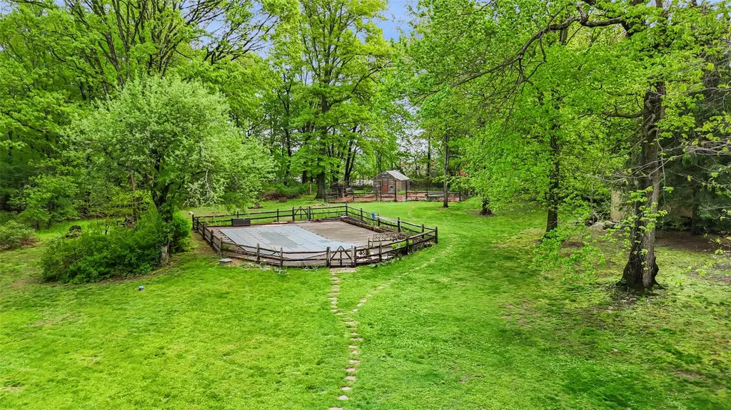 25 Moseman Avenue Katonah NY 10536