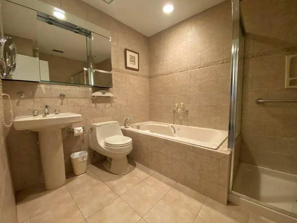 19 Northgate Circle Melville NY 11747