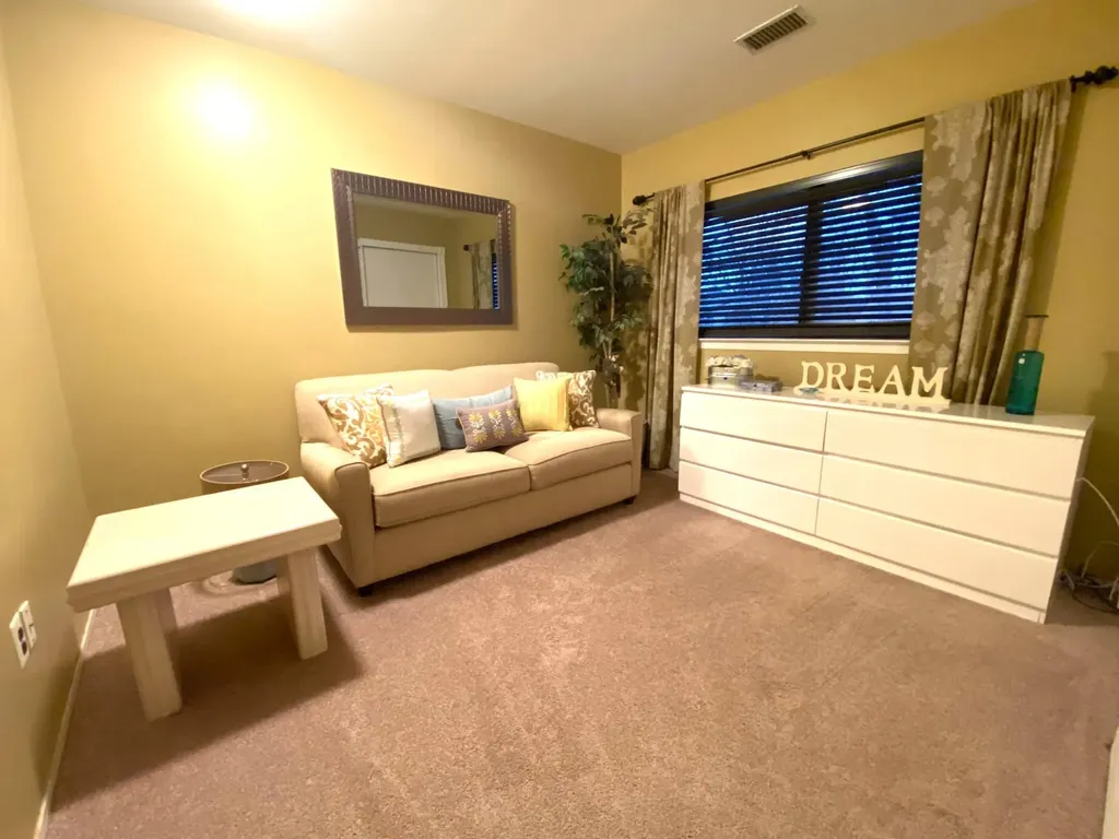 19 Northgate Circle Melville NY 11747