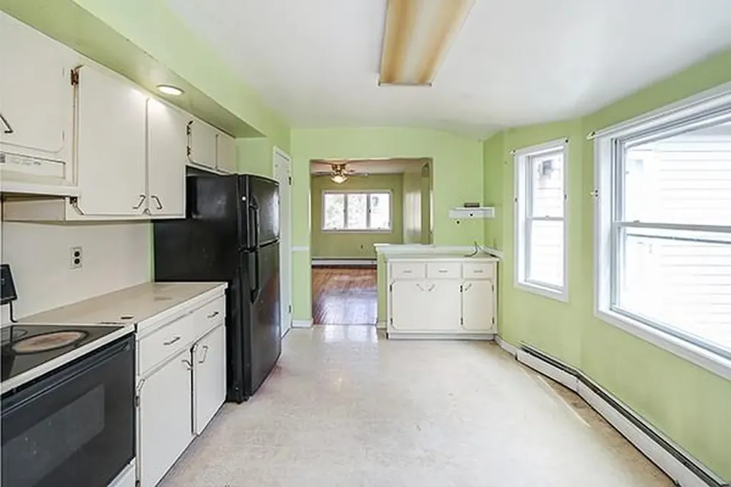385 Dare Road Selden NY 11784