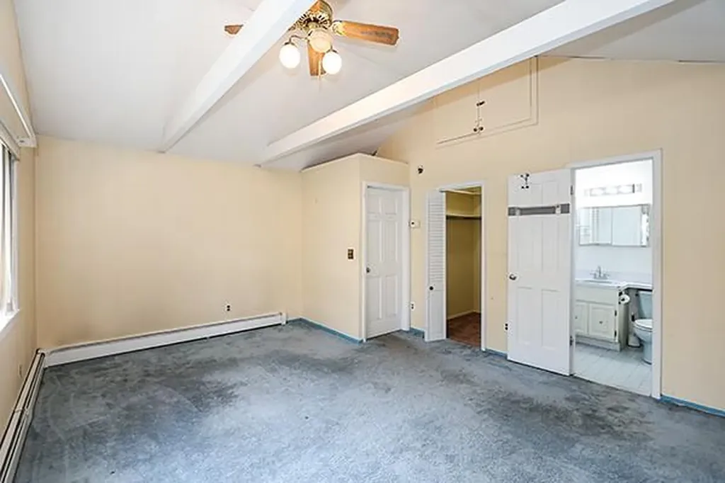 385 Dare Road Selden NY 11784