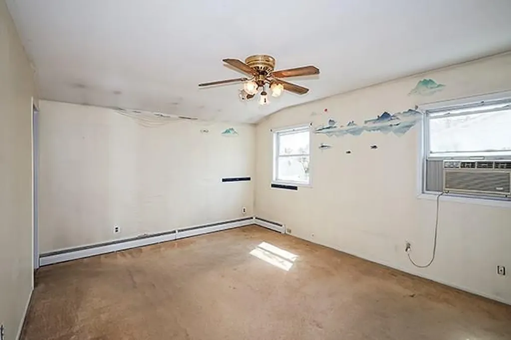 385 Dare Road Selden NY 11784