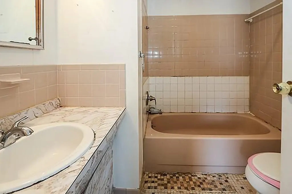 385 Dare Road Selden NY 11784