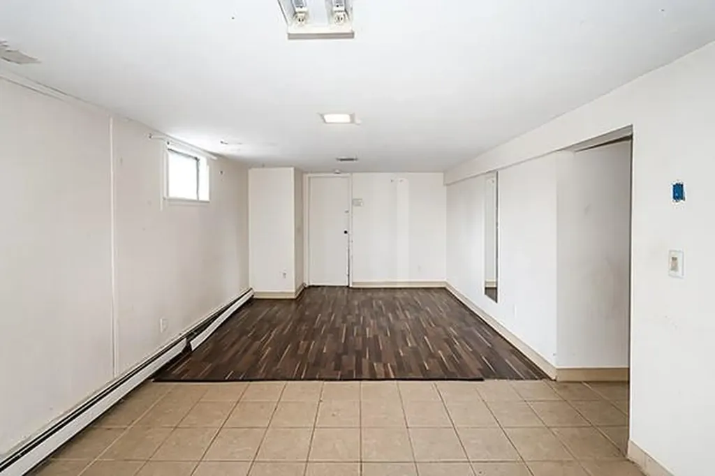 385 Dare Road Selden NY 11784