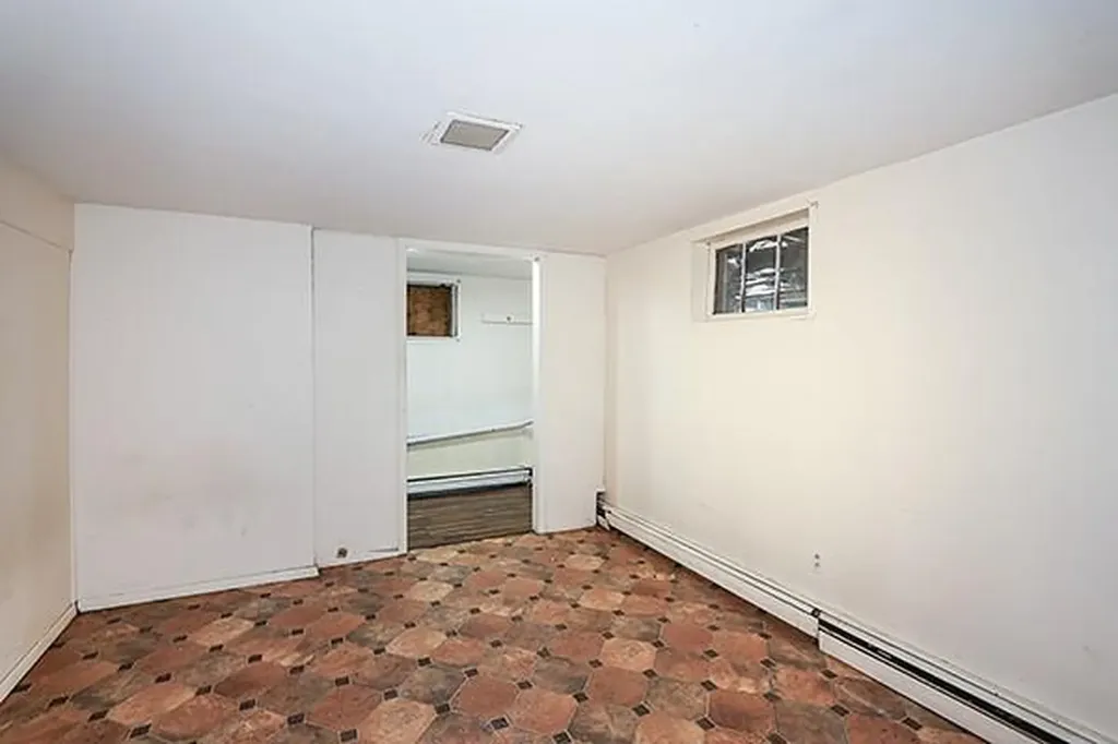 385 Dare Road Selden NY 11784