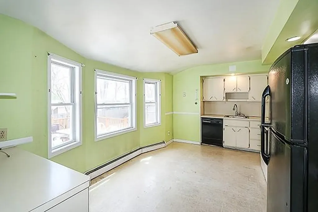 385 Dare Road Selden NY 11784