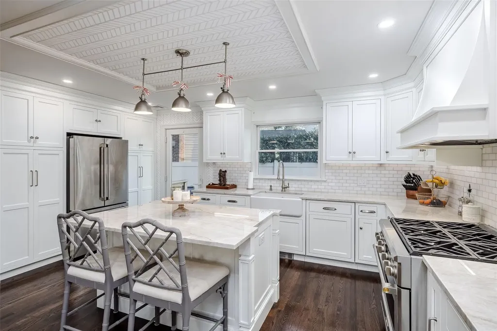 64 Winifred Drive Merrick NY 11566