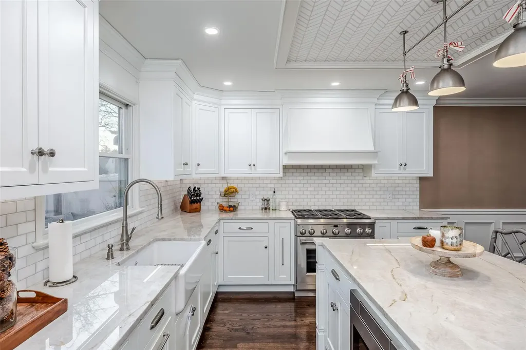 64 Winifred Drive Merrick NY 11566
