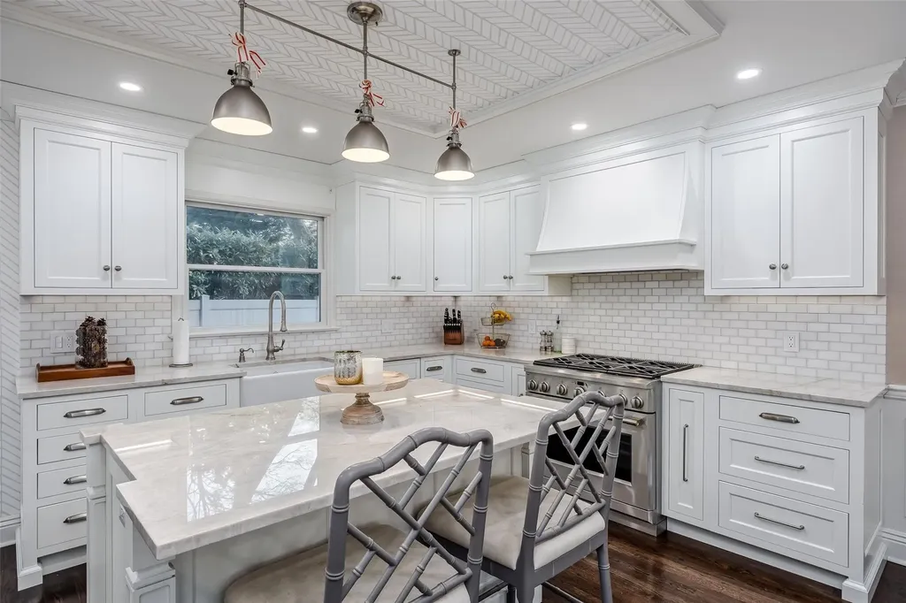 64 Winifred Drive Merrick NY 11566