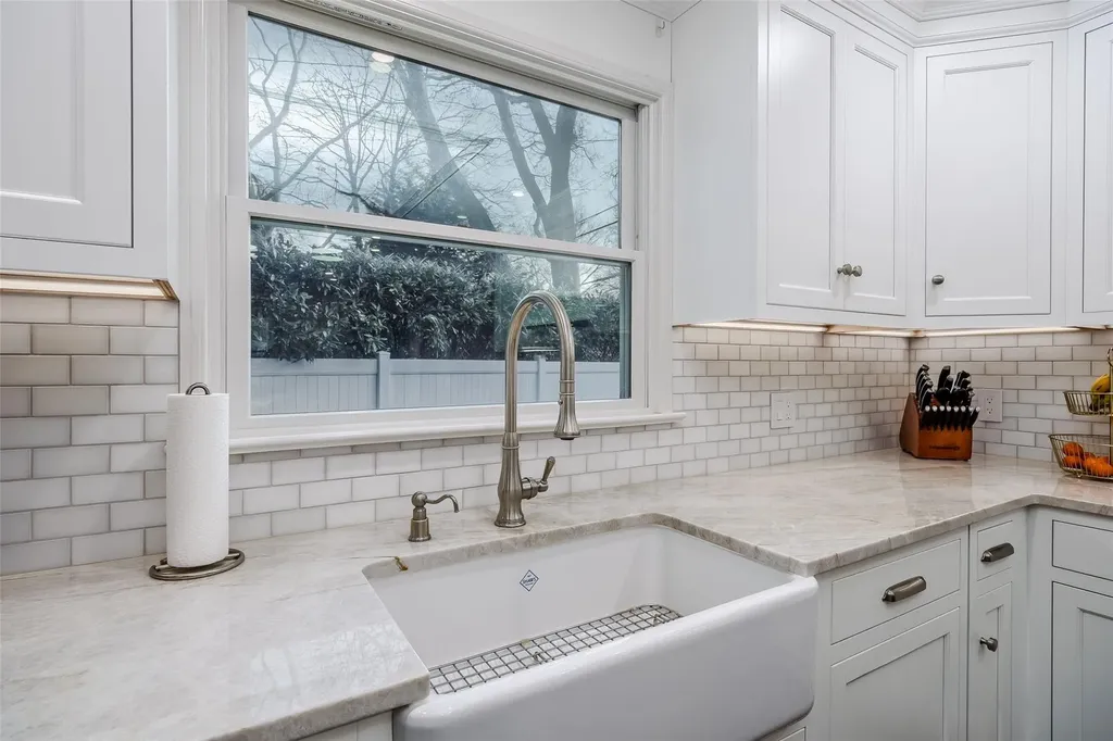 64 Winifred Drive Merrick NY 11566