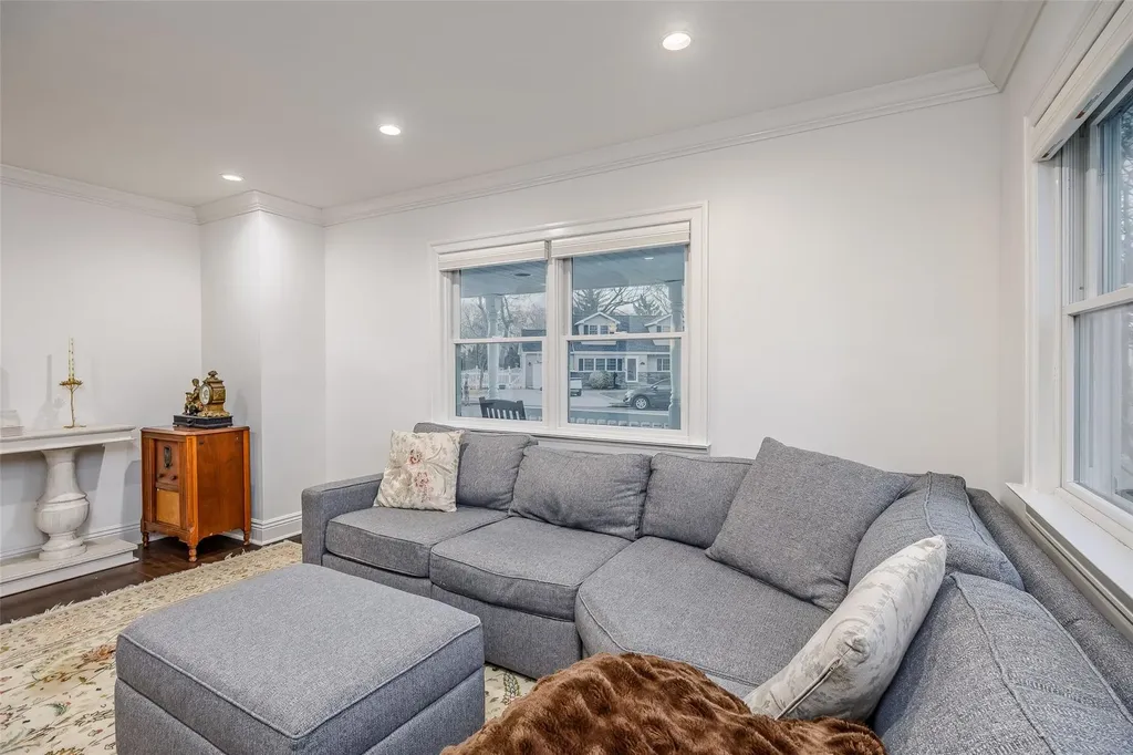 64 Winifred Drive Merrick NY 11566