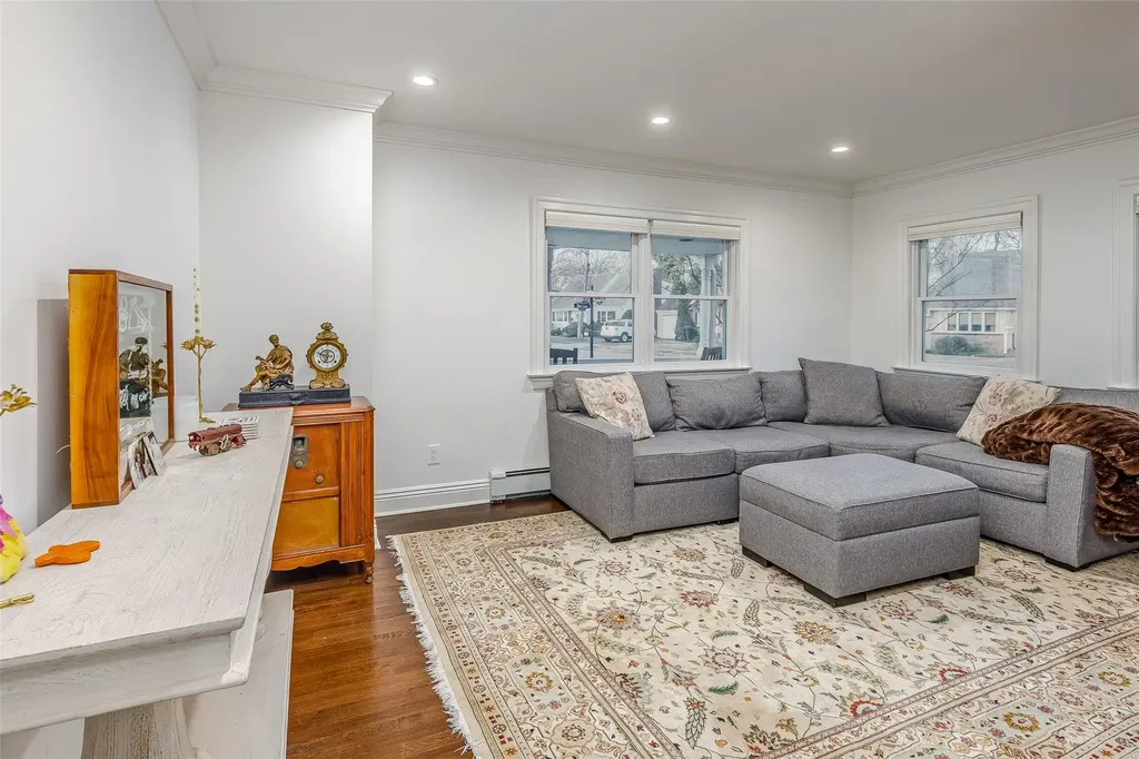 64 Winifred Drive Merrick NY 11566