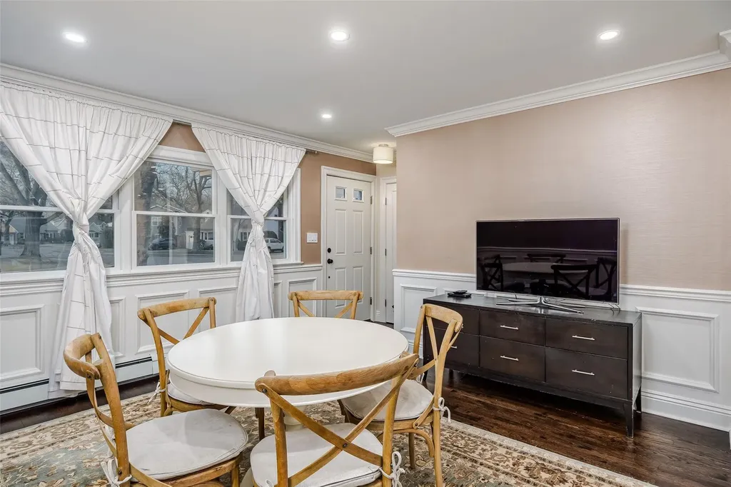 64 Winifred Drive Merrick NY 11566