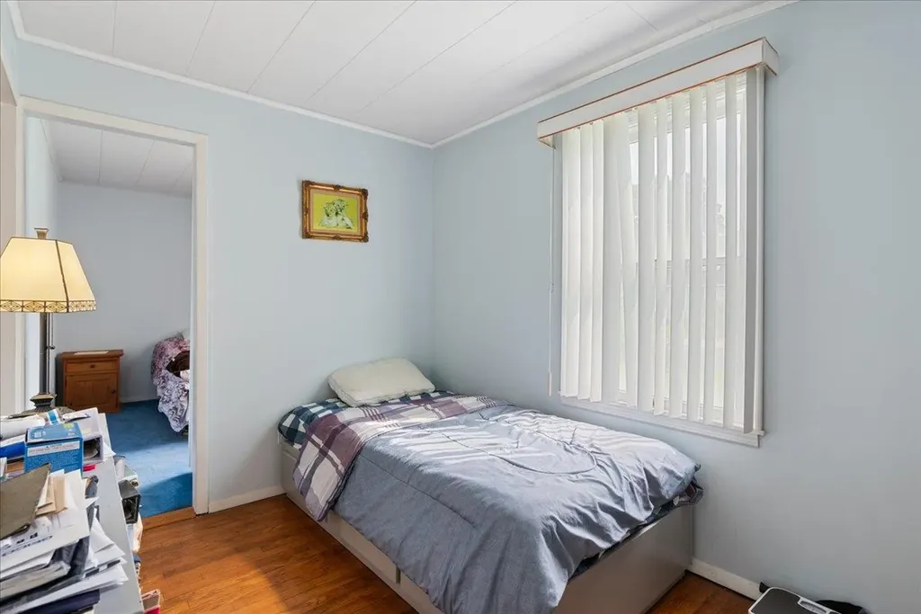 165 N Windhorst Avenue Bethpage NY 11714