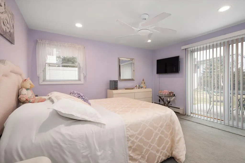 18 Scherer Street Bethpage NY 11714