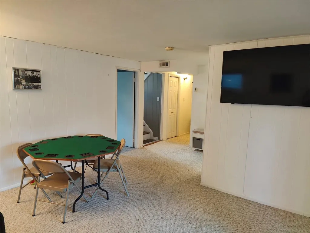 18 Scherer Street Bethpage NY 11714