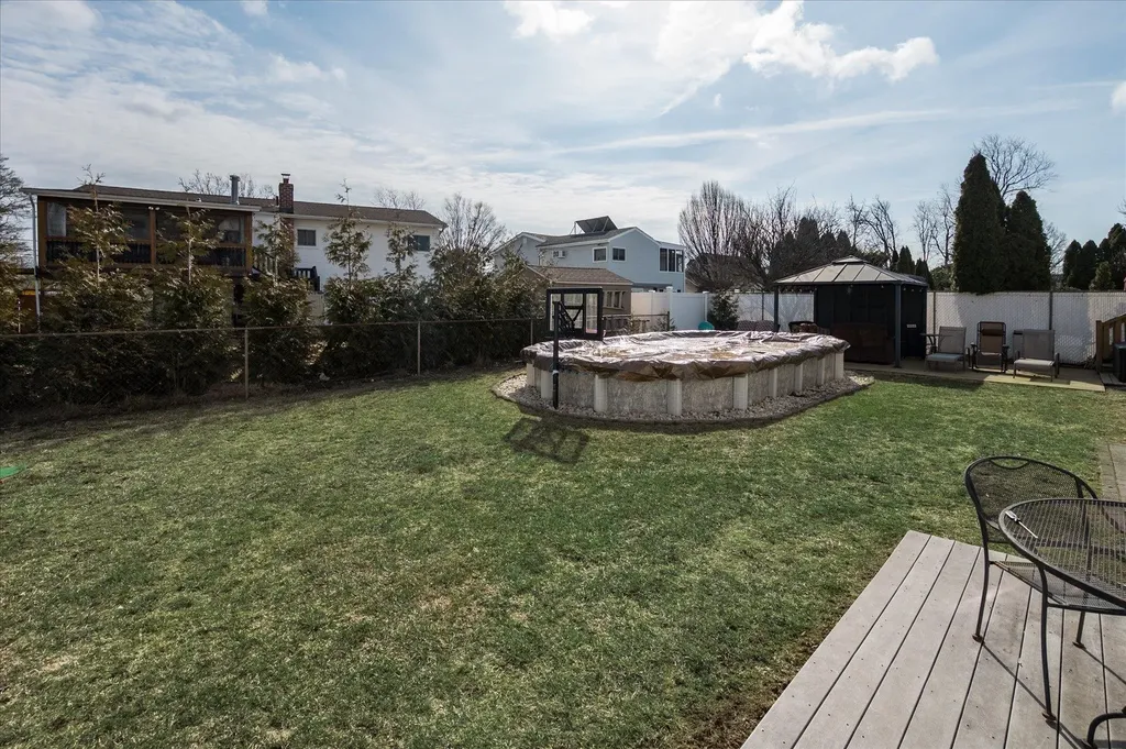 18 Scherer Street Bethpage NY 11714