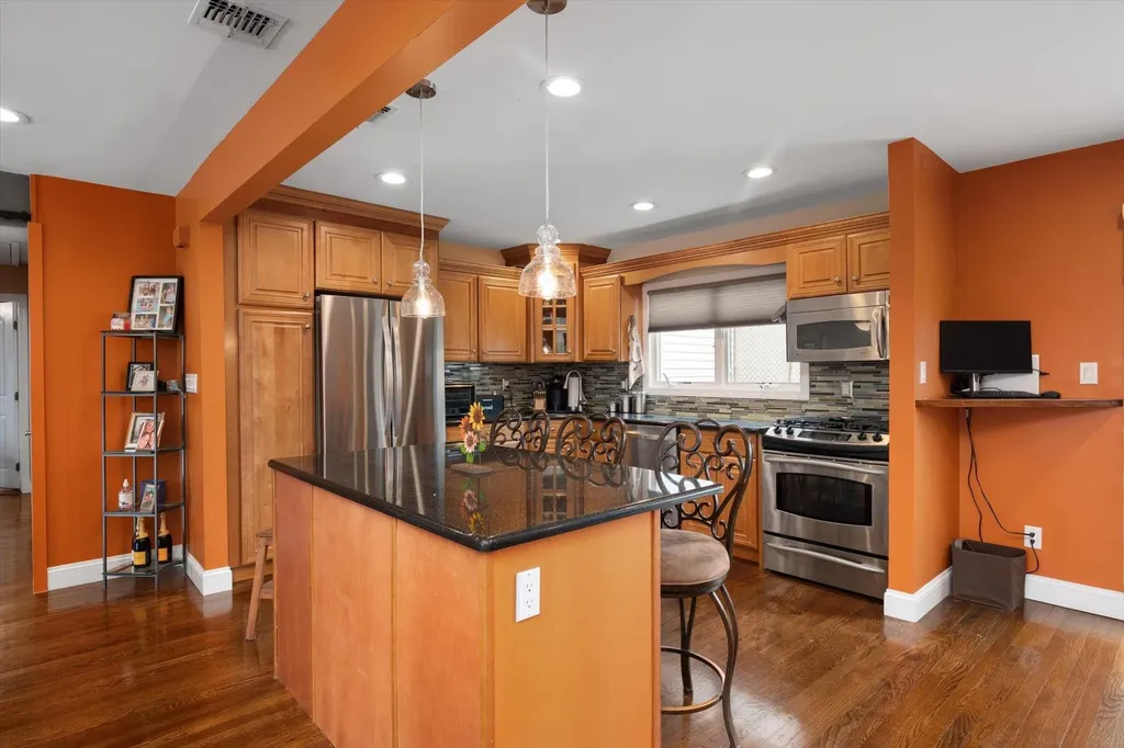 18 Scherer Street Bethpage NY 11714