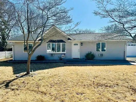 44 Morris Avenue Patchogue NY 11772