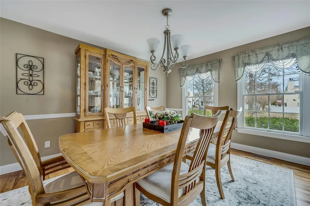 9 Franciscan Lane Smithtown NY 11787