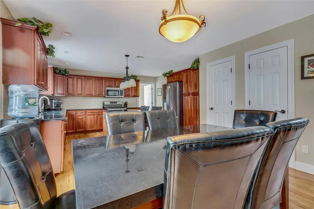 9 Franciscan Lane Smithtown NY 11787