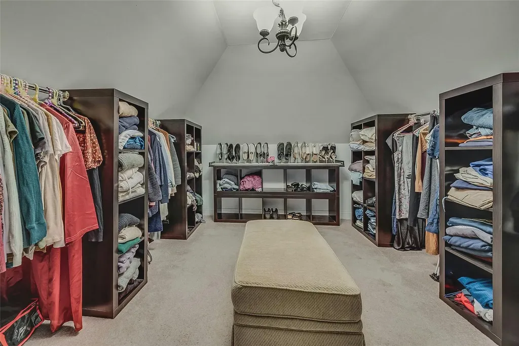 9 Franciscan Lane Smithtown NY 11787