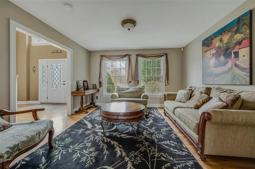 9 Franciscan Lane Smithtown NY 11787