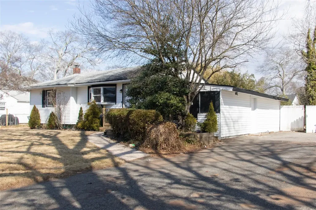 119 Hemlock Drive Brookhaven NY 11951