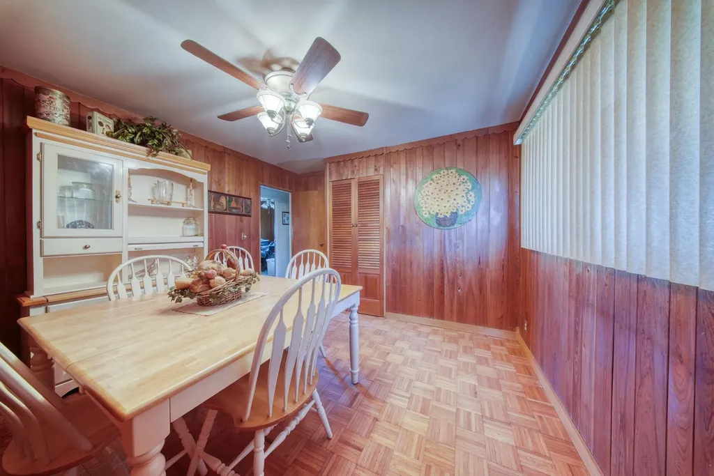6 Thomas Jefferson Place Middletown NY 10940