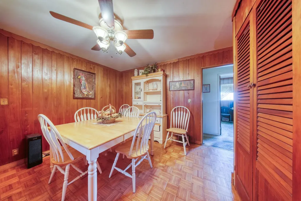 6 Thomas Jefferson Place Middletown NY 10940
