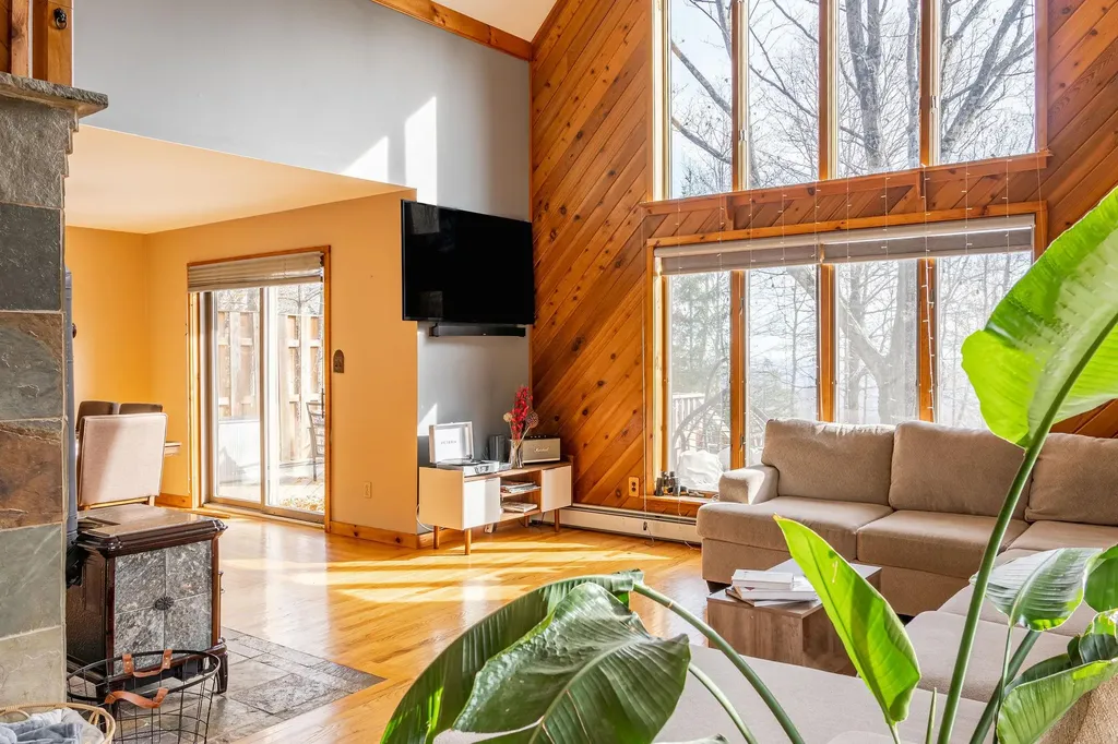 66 Fire Tower Road Bloomingburg NY 12721