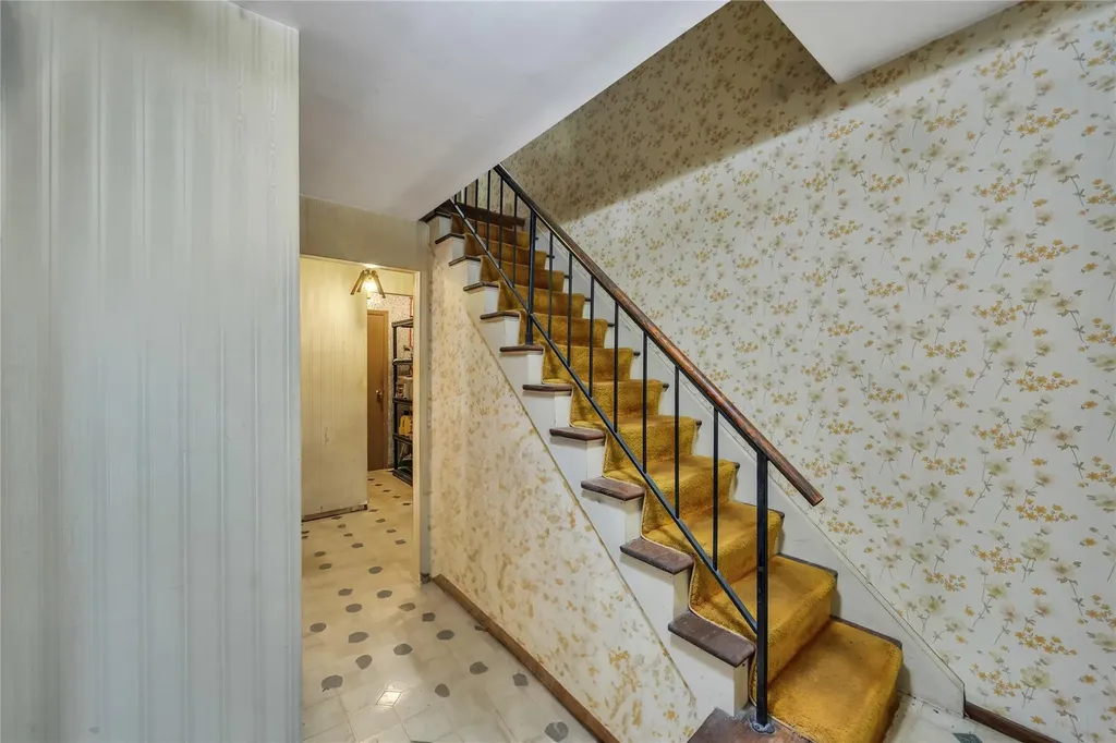 27 Wilmont Turn Coram NY 11727